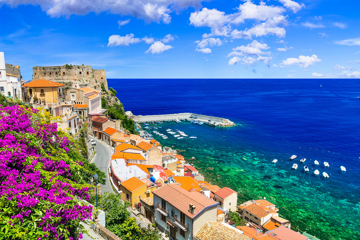  Desa Cantik di Italia Akan Memberi Gaji lebih dari Setengah Milyar Untuk Tinggal di Sana!